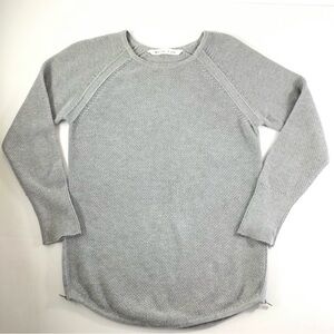 Athleta Heather Gray Knit Top